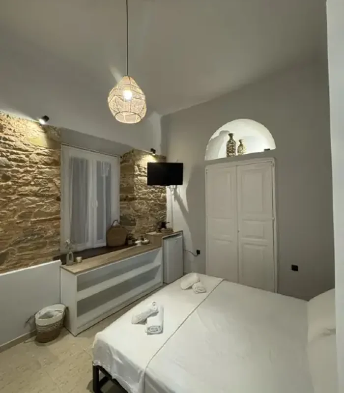 serena-sole-e-mare-syros-1